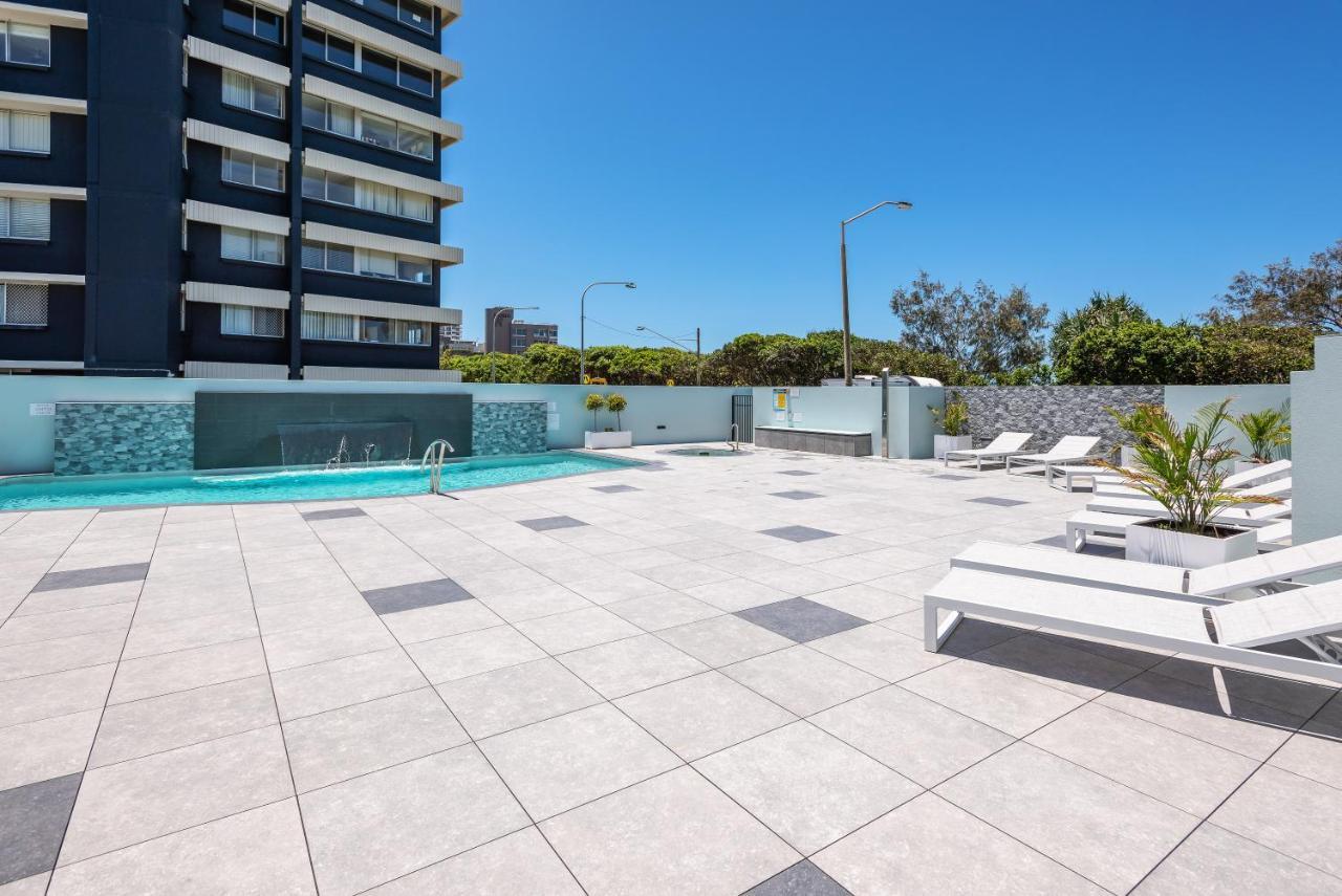 The Waterford On Main Beach Hotel Gold Coast Exterior photo