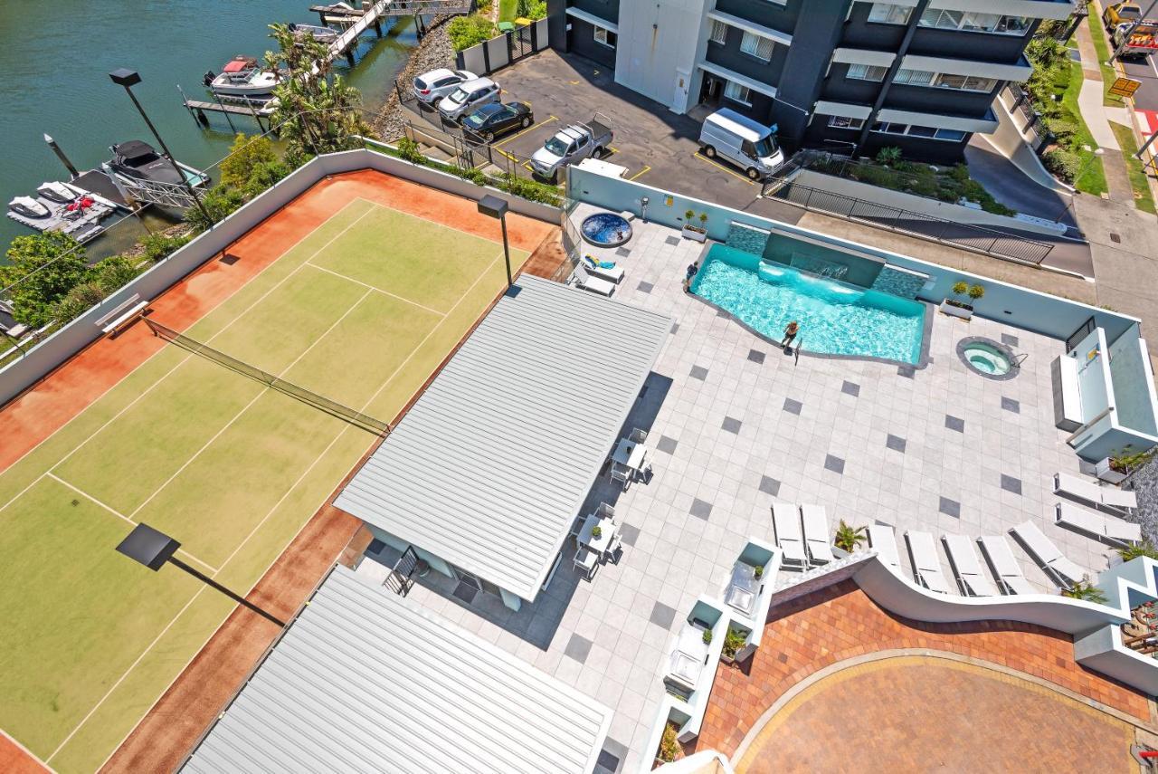 The Waterford On Main Beach Hotel Gold Coast Exterior photo