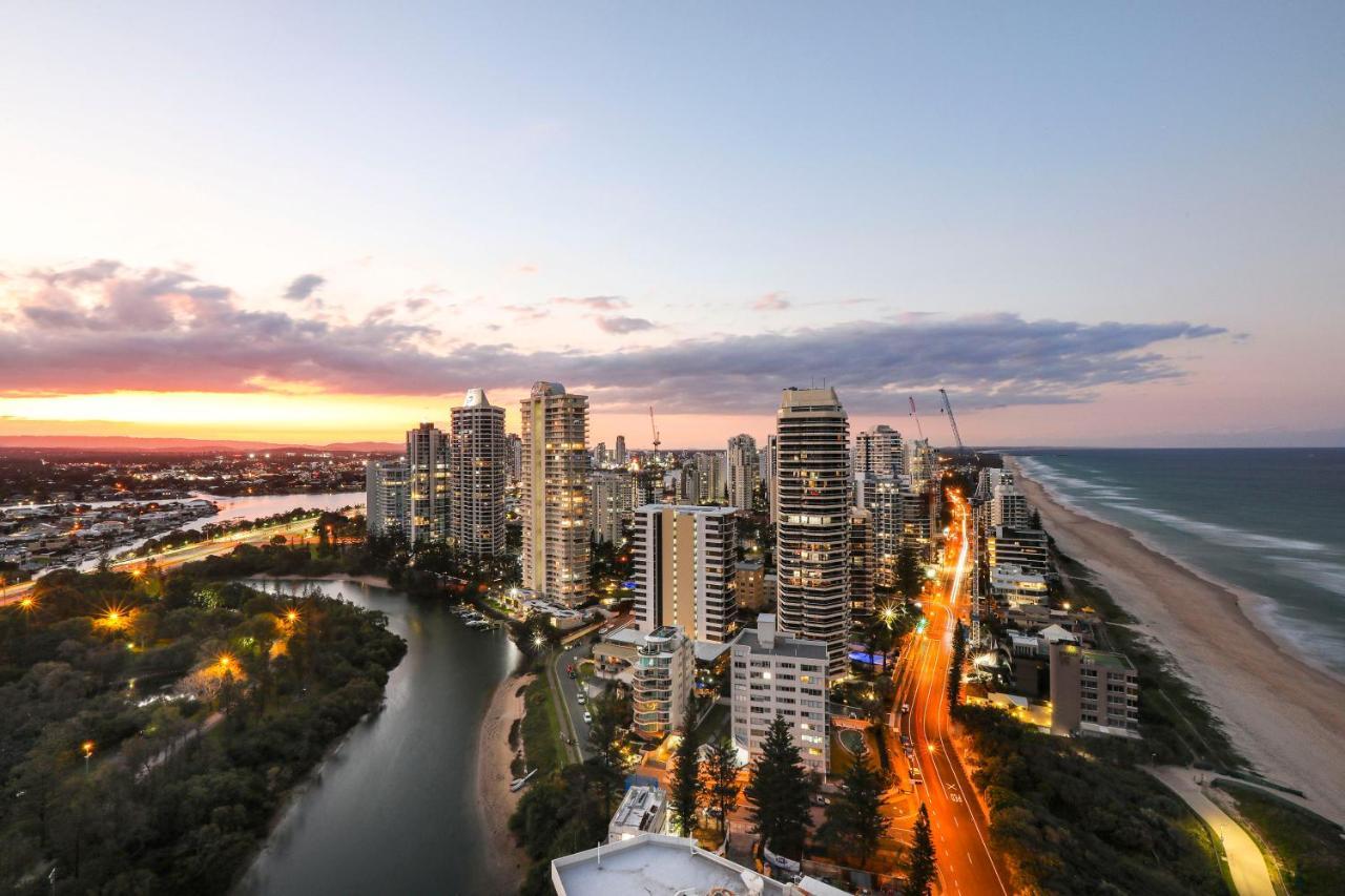 The Waterford On Main Beach Hotel Gold Coast Exterior photo