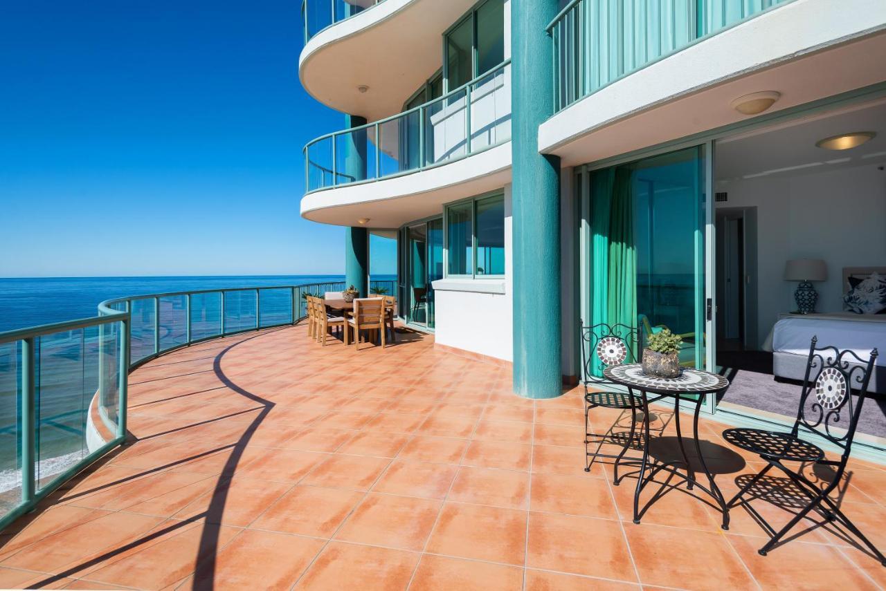 The Waterford On Main Beach Hotel Gold Coast Exterior photo